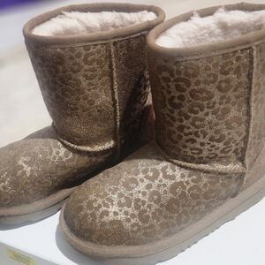 UGG Kids Boots in Glittery Tan
